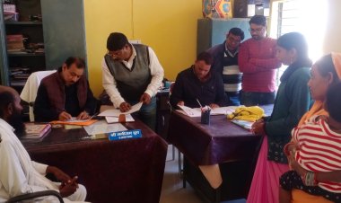 *डीईओ ने स्कूल का किया औचक निरीक्षण, अनुपस्थित शिक्षकों को कारण बताओ नोटिस जारी करने दिए निर्देश*