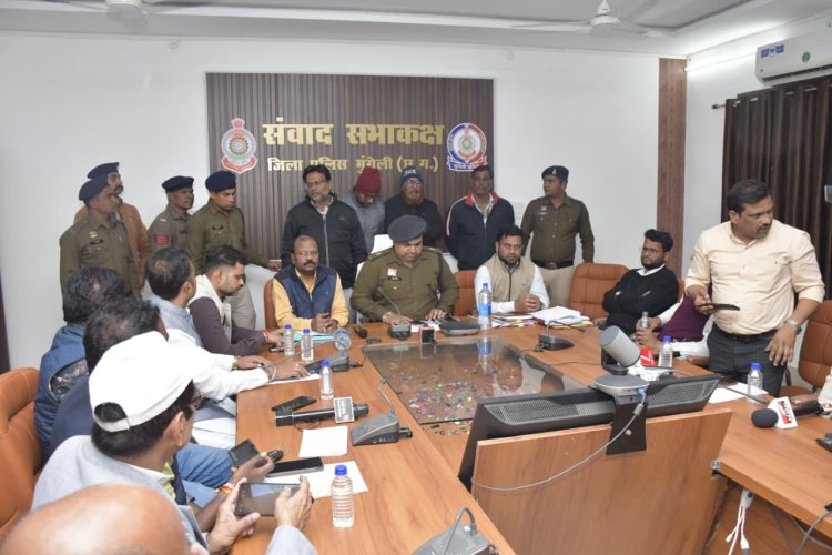 *बड़ी ख़बर : राइस मिलर और समिति प्रबंधक और ऑपरेट गिरफ्तार, धोखाधड़ी कर शासन को 8 करोड़ से ज्यादा का नुकसान पहुंचाने के मामले में प्रशासन की बड़ी कार्रवाई*