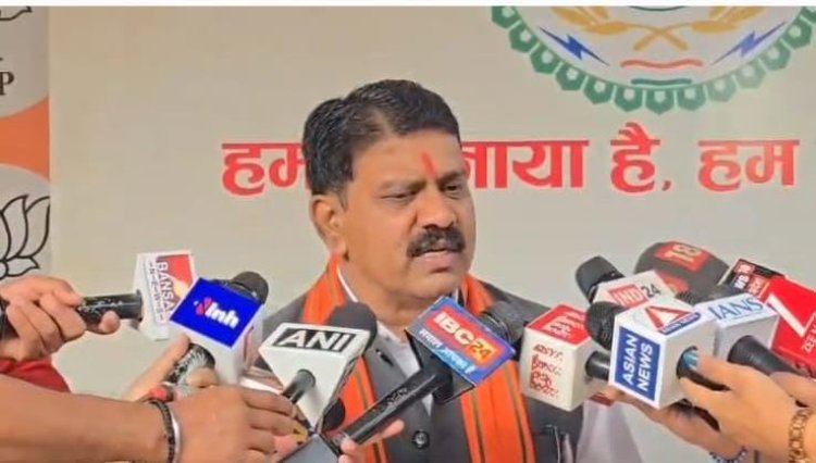 *ब्रेकिंग: होम मिनिस्टर विजय शर्मा का बड़ा बयान,एएसपी राजेंद्र जायसवाल को सस्पेंड कर जांच की जाए, कभी भी हो सकती हैं एएसपी पर कार्रवाई*