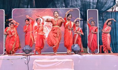 *विद्यासागर एकेडमिक पब्लिक स्कूल में वार्षिकोत्सव हर्षोल्लास एवं गरिमामय वातावरण के साथ संपन्न*