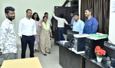 *अधिकारी - कर्मचारियों को नोटिस जारी वेतन काटने के निर्देश : कलेक्टर ने विभिन्न कार्यालयों का किया औचक निरीक्षण*