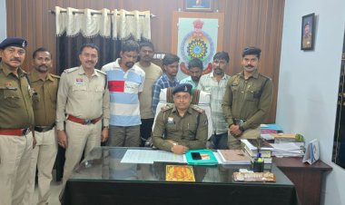 मुंगेली में ब्राउन शुगर तस्करी का भंडाफोड़: 05 आरोपी गिरफ्तार, 2 लाख की संपत्ति जब्त