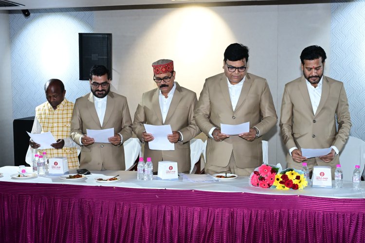 *प्रेस क्लब बिलासपुर के नवनिर्वाचित पदाधिकारियों का शपथ ग्रहण : उप मुख्यमंत्री अरुण साव ने दिलाई शपथ कहा नई ऊर्जा के साथ आगे बढ़ेगा प्रेस क्लब बिलासपुर!*