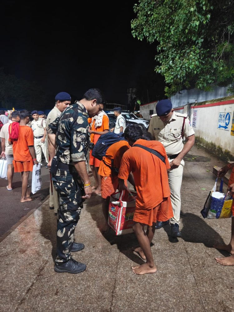 *Breaking : स्वतंत्रता दिवस के मद्देनजर बिलासपुर स्टेशन में चेकिंग,साउथ बिहार एक्सप्रेस में धारदार हथियार जब्त, गिरफ्तार*