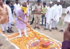 *केंद्रीय जेल में कृष्ण जन्माष्टमी पर गूंजे भजन, बंदियों ने उत्साह से फोड़ी मटकी,विधायक अमर अग्रवाल ने बंदियों को दिया श्रीकृष्ण के आदर्शों पर चलने का संदेश*