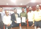 *प्रेस क्लब और अपोलो के बीच हुआ ऐतिहासिक एमओयू , अध्यक्ष अजीत मिश्रा ने पत्रकार और उनके परिवार के लिए की ऐतिहासिक पहल,पत्रकारों और परिजनों को मिलेगी रियायती स्वास्थ्य सुविधा, जल्द लगेगा मेगा हेल्थ कैंप*