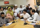 *कलेक्टर-एसएसपी ने जनदर्शन में सुनी लोगों की समस्याएं : स्कूल भवन, लंबित भुगतान, निराश्रित पेंशन से जुड़ी समस्याएं लेकर जन दर्शन में पहुंचे लोग, संबंधित अधिकारियों को आवश्यक कार्यवाही करने दिए निर्देश*