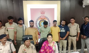 *हथियार लेकर लूट करने वाले आरोपियों को पुलिस ने किया गिरफ्तार, आरोपियों के कब्जे से प्रिस्टल, सोने के आभूषण, कार, बाइक किया जप्त*